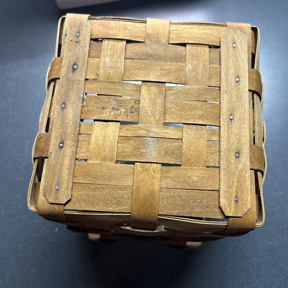 Workshops of GERALD E HENN Handmade Maple 1997 Limited Edition HOLIDAY BASKET